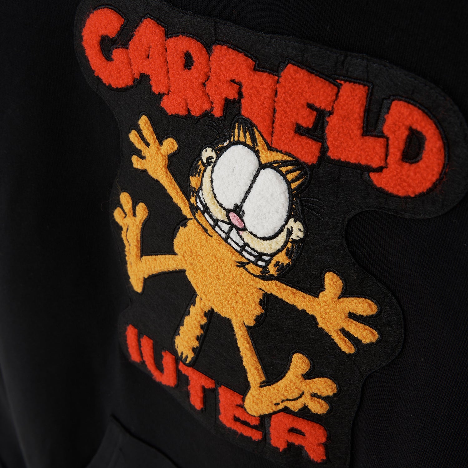 IUTER GARFIELD HOODIE BLACK